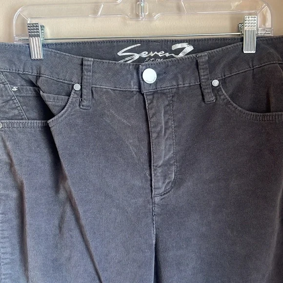 Seven ultra high rise skinny corduroy pants - Picture 2 of 9